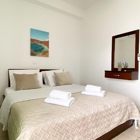 Dinos Apartaments Himarë Exterior foto